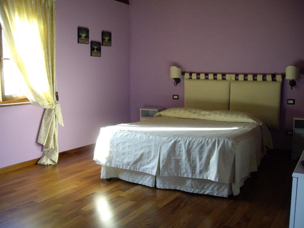 Agriturismo Il Borgo Degli Ulivi Roseto degli Abruzzi Szoba fotó